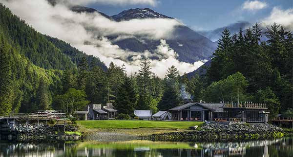 Luxurious Eco-Friendly Escapes