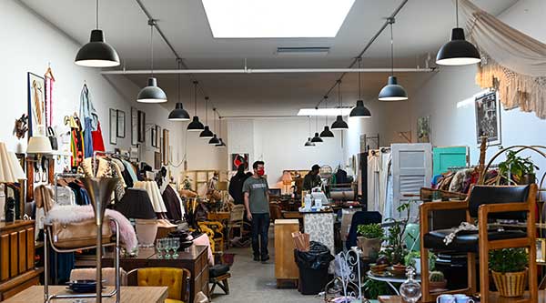 Tips for Taking the Thrift Store by Storm