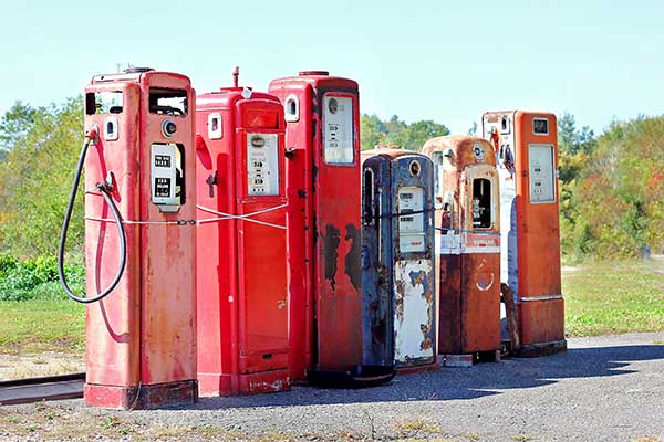 Deregulation in the Past | Old Fuel Pumps Image