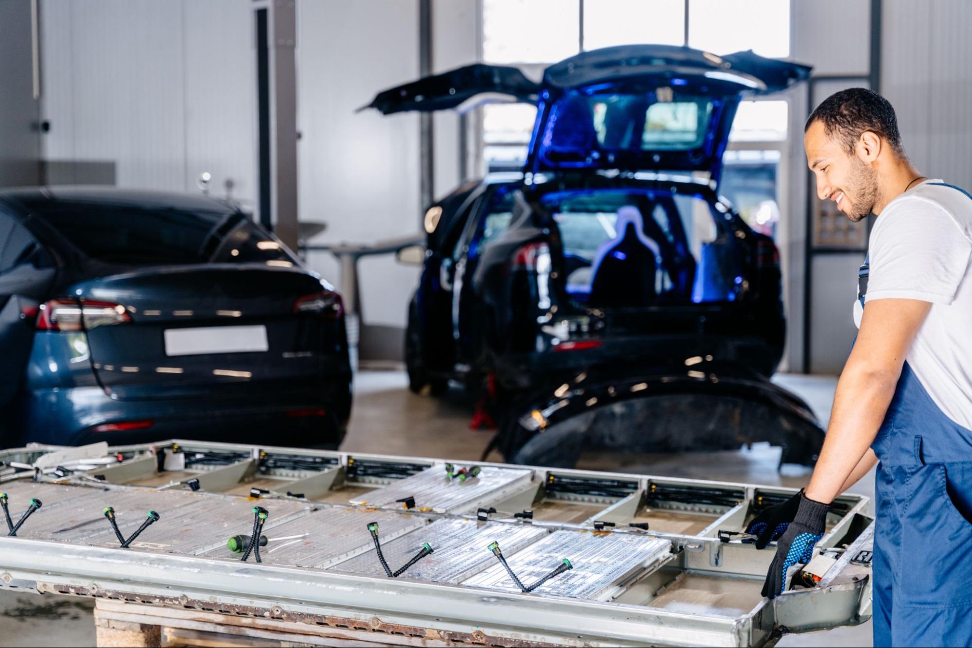 Average EV Battery Lifespan: How Long Do Electric Vehicle Batteries Last?